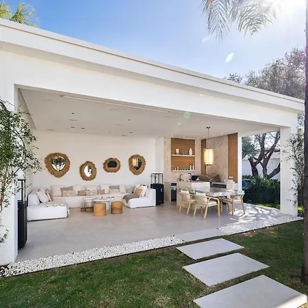 Villa Dowski - Exclusive In