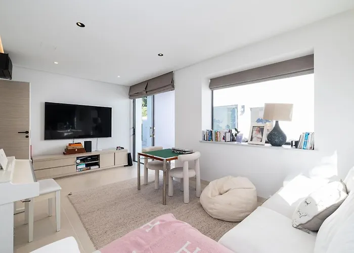 Dowski - Exclusive In Marbella
